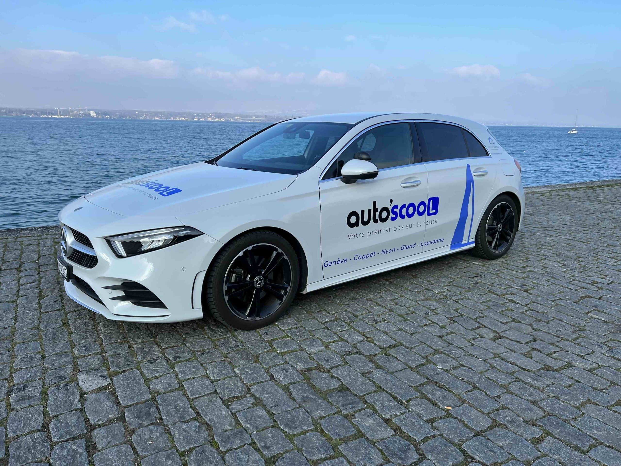 Mercedes Auto'scool au bord du lac Léman